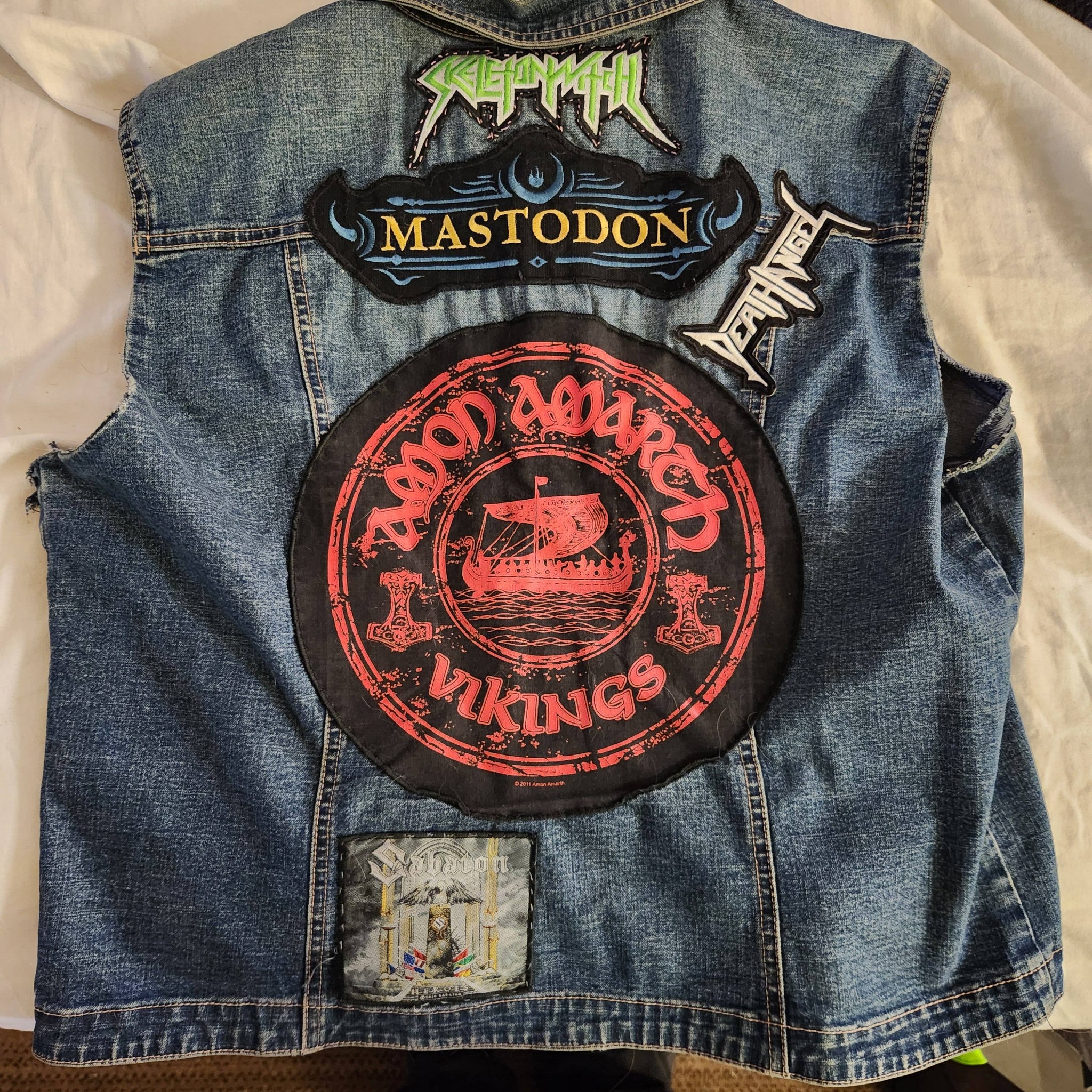 Battle vest with Anthrax and Wednesday 13 patches