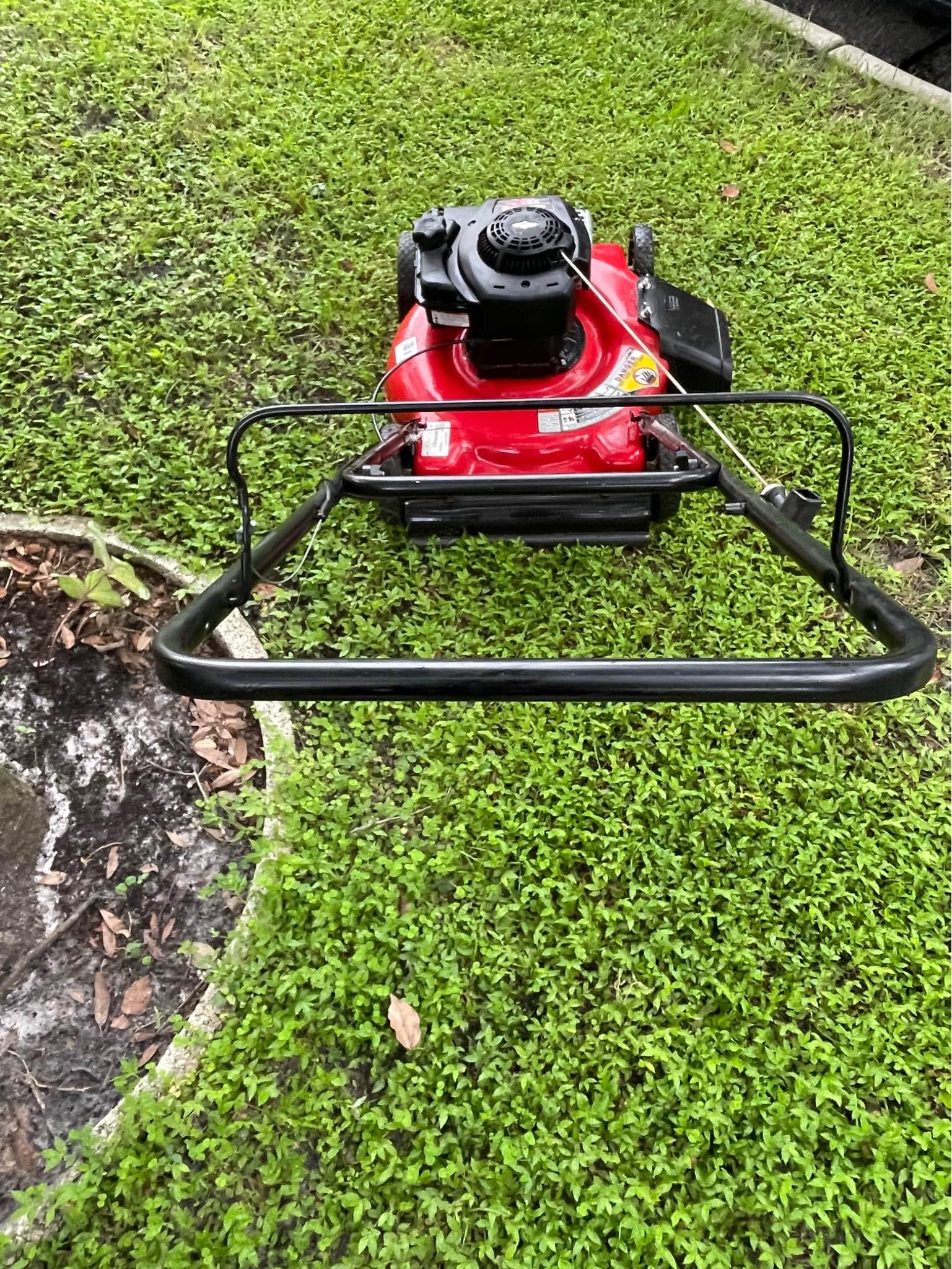 Lawn Mower Light Weight 20” cut Lawn Mowers Tampa, Florida