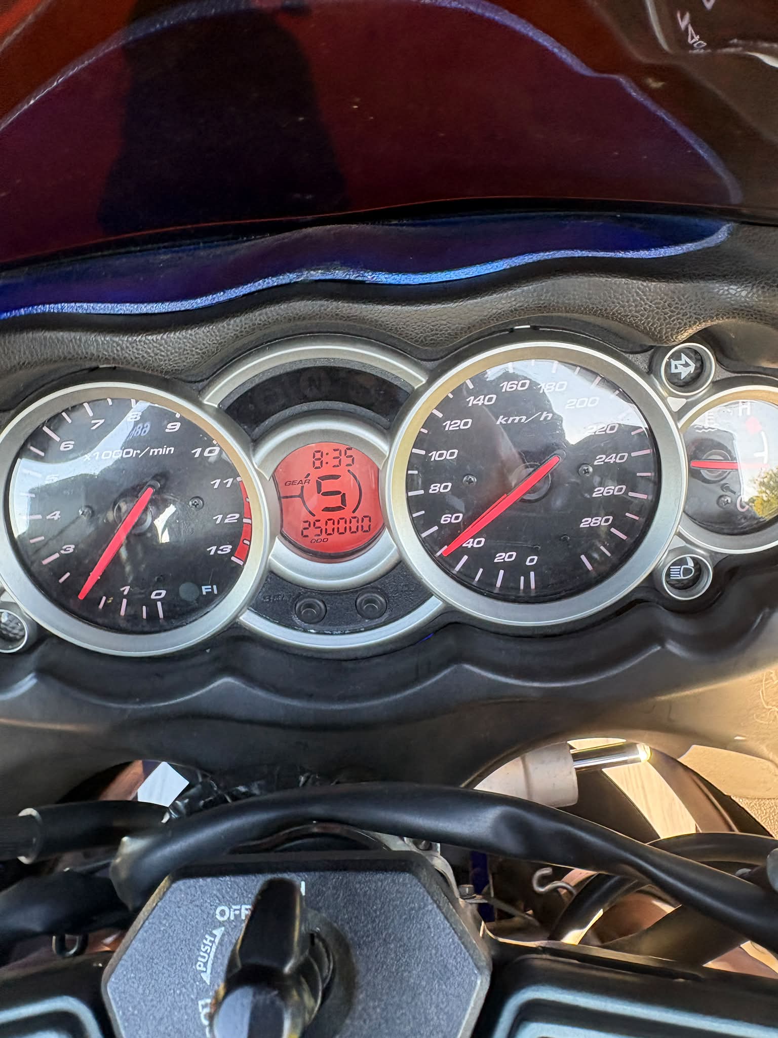 Im curious does anyone have a higher mileage Busa👀 just hit 250000km