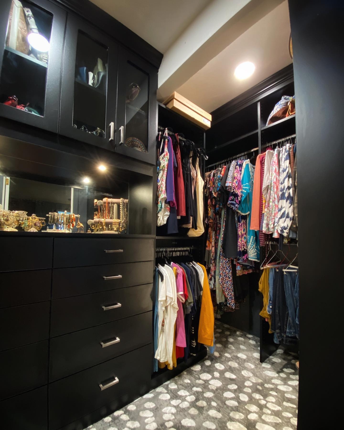 Closet Factory - What color options would you choose for... | Facebook