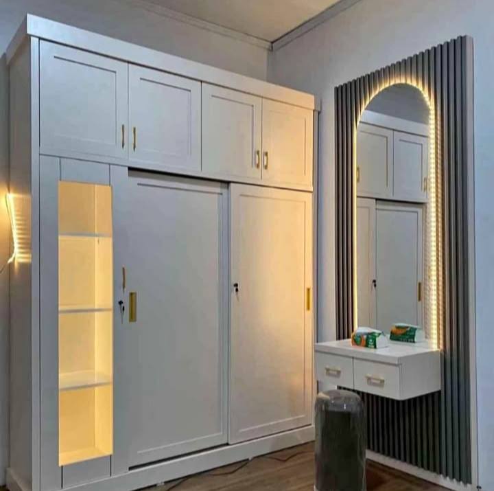 SEMARANG | Wardrobe Lemari Pakaian Meja Rias mewah modern minimalis ...
