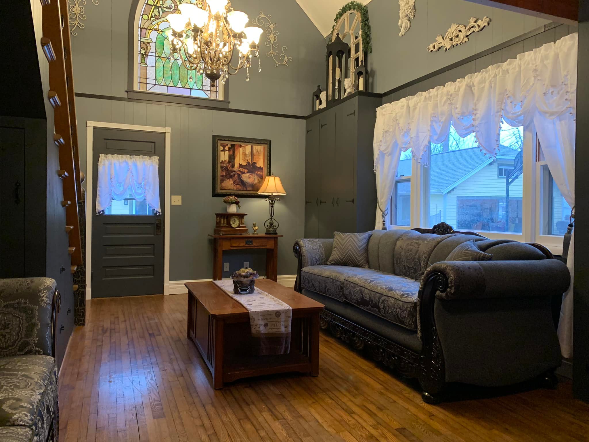 The Historic Hittner Mansion EST. 1884