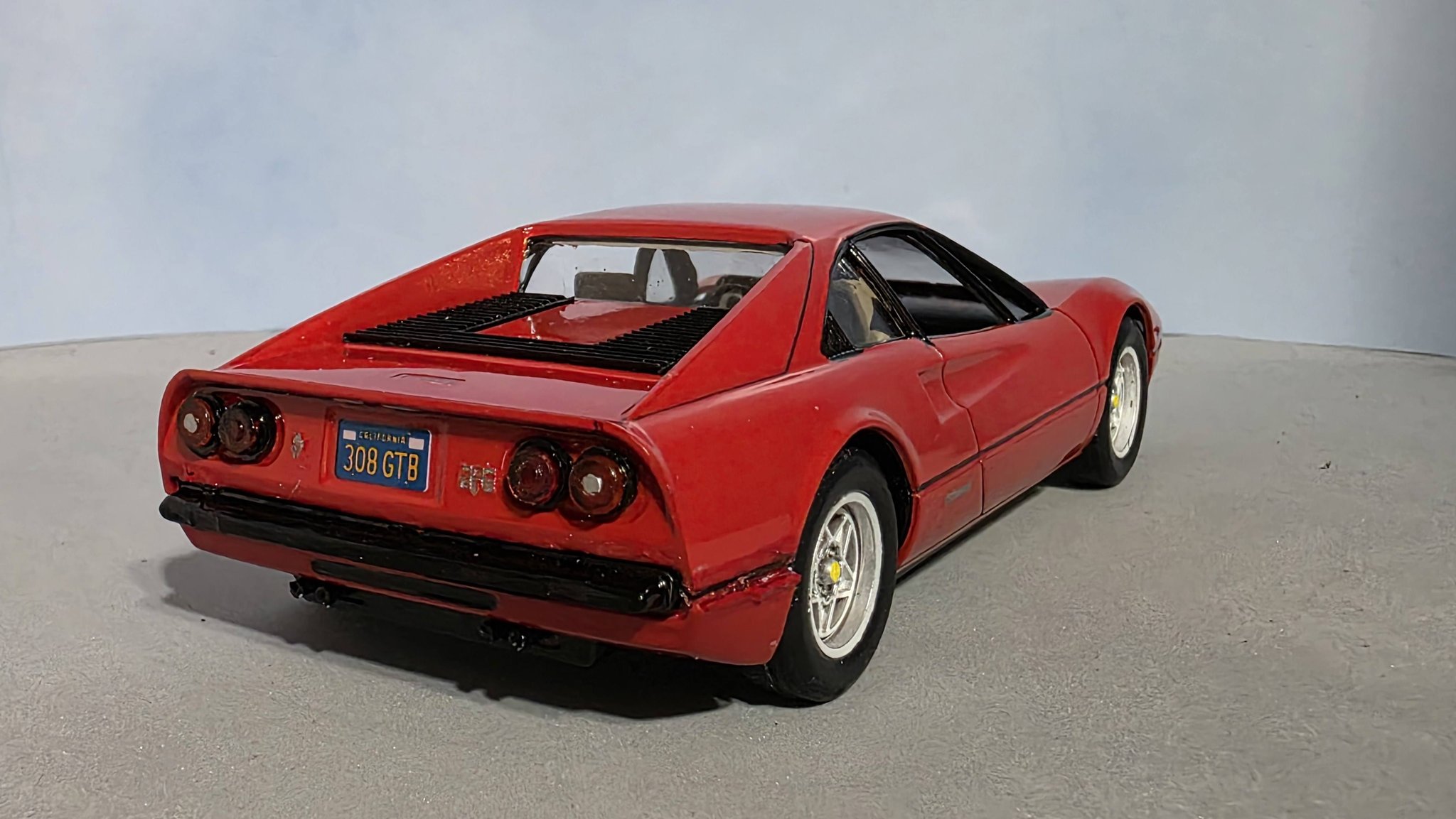 1975 - Ferrari 308 GTB ('75 Paris Saloon) 3.0 litre V8 1:18 Kyosho