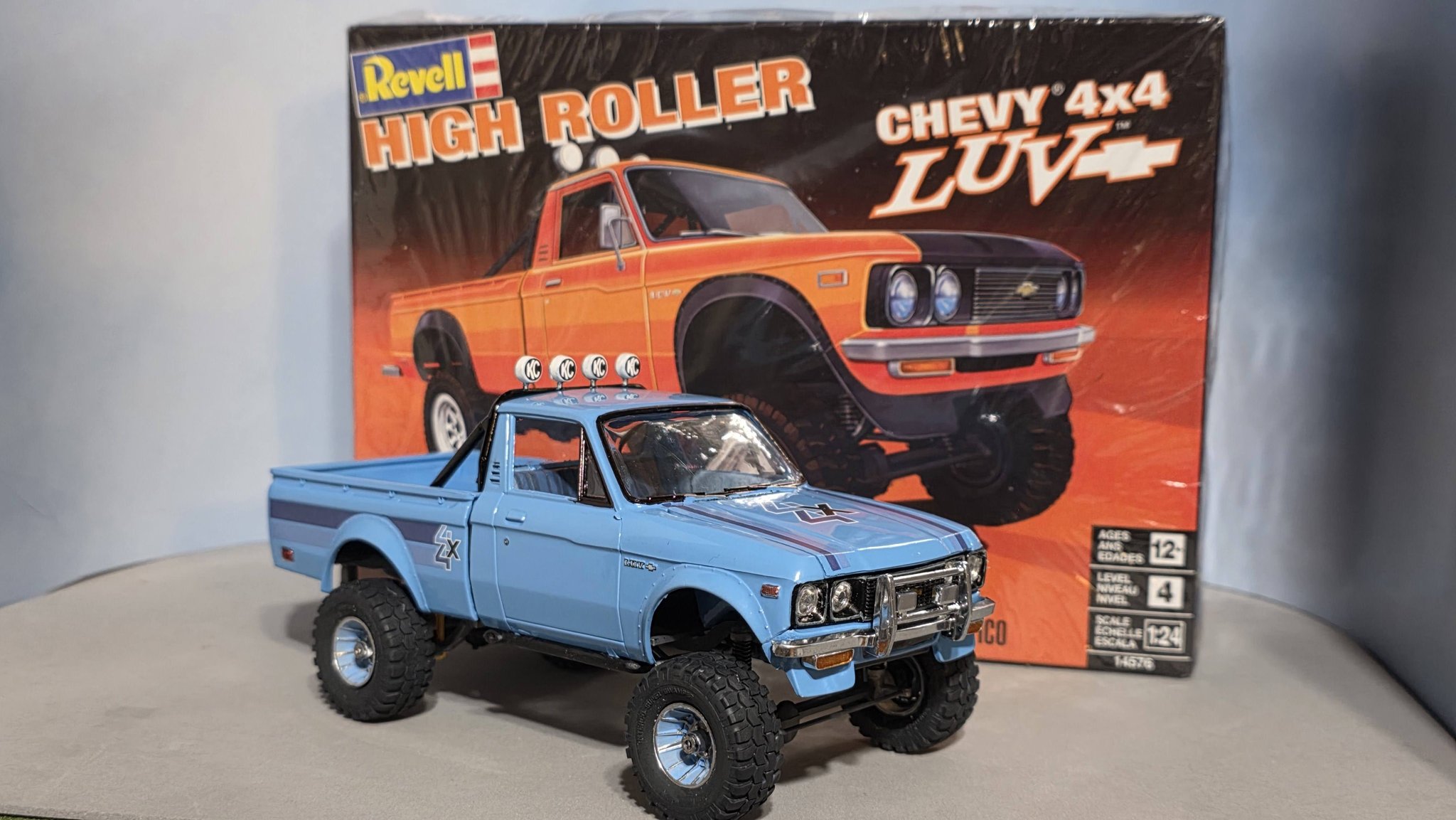1974 Chevy Luv High Roller model build