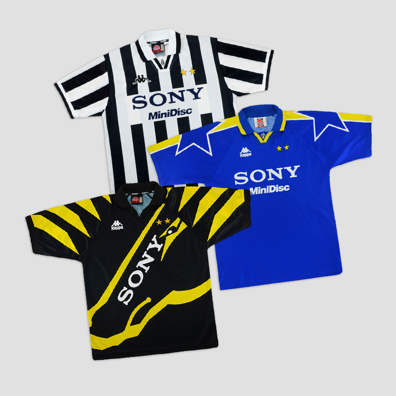 Zidane at Juve in Kappa with Sony MiniDisc on the front. Literally
