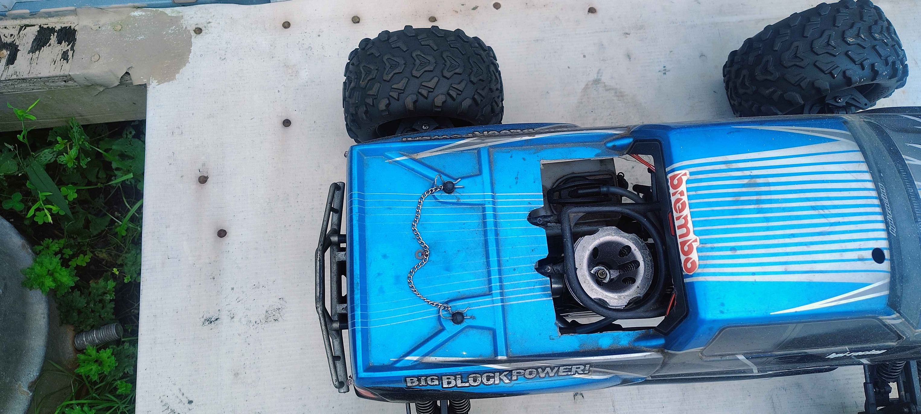 Powerful nitro-fueled monster truck has a K5.9 big block engine