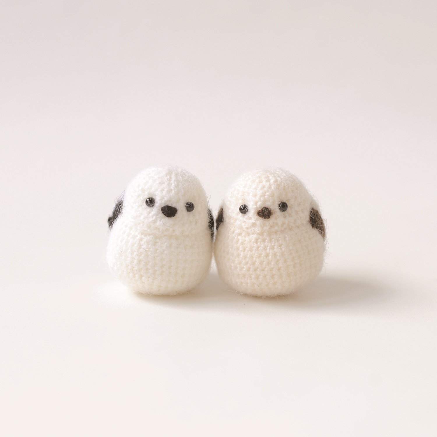 新商品の予告📢 7月中旬頃入荷🆕 シマエナガのあみぐるみキット😍 手