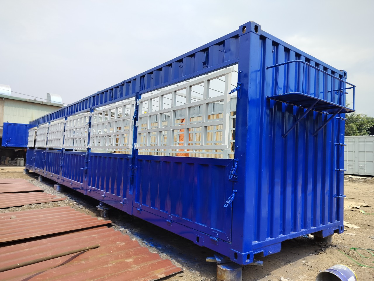 Container Hub