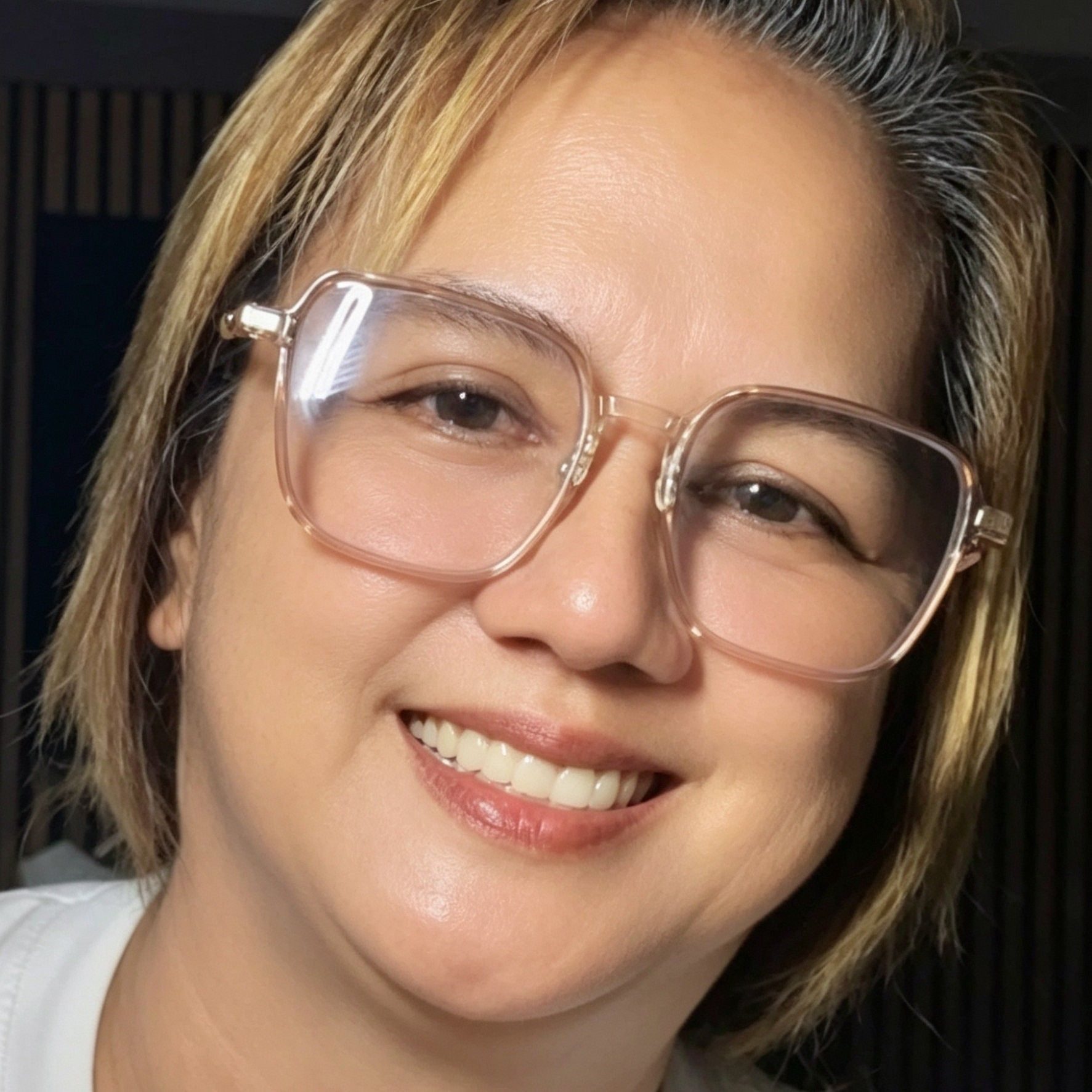 Chit Paramio - Hello guys.. Baka gusto nyo ng kasambahay... | Facebook
