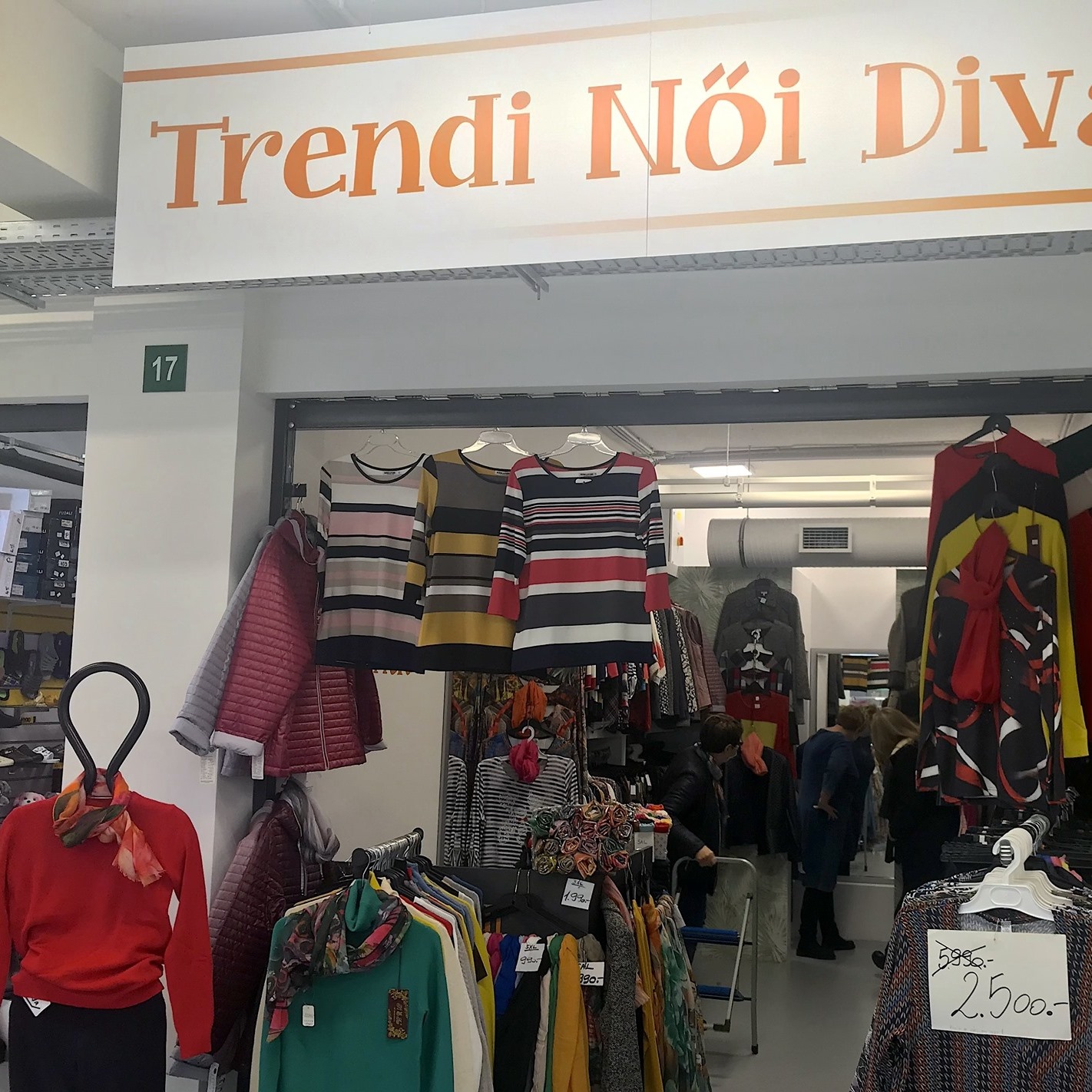 Vásárcsarnok Trendi Női... - Vásárcsarnok Trendi Női Divat