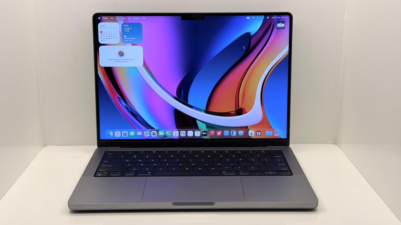 ? MacBook Pro M2 Pro 14-inch (16/512)