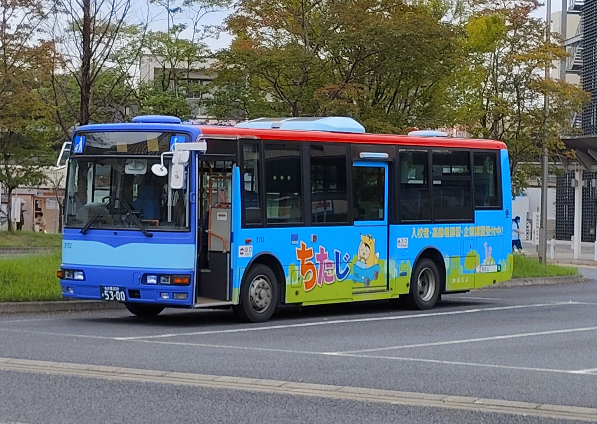 国鉄東名ハイウェイバス第1号車(保存車両) 国鉄専用型式 日野RA900P