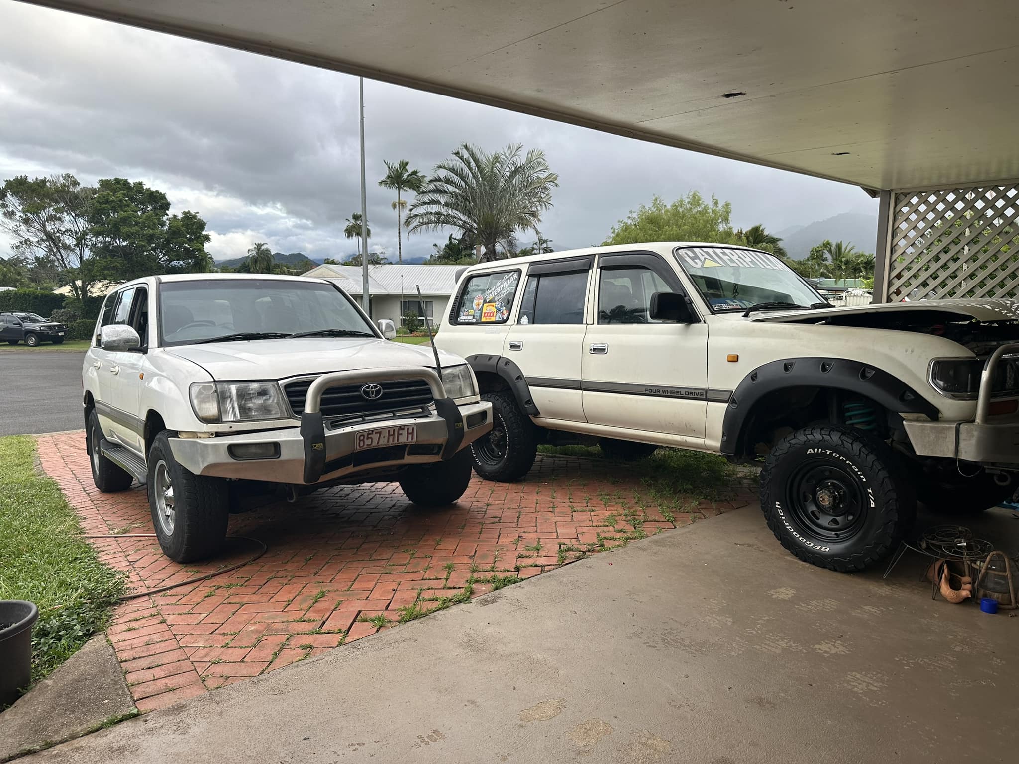 Looking for a 20 inch set of alloys like this for a Landcruiser