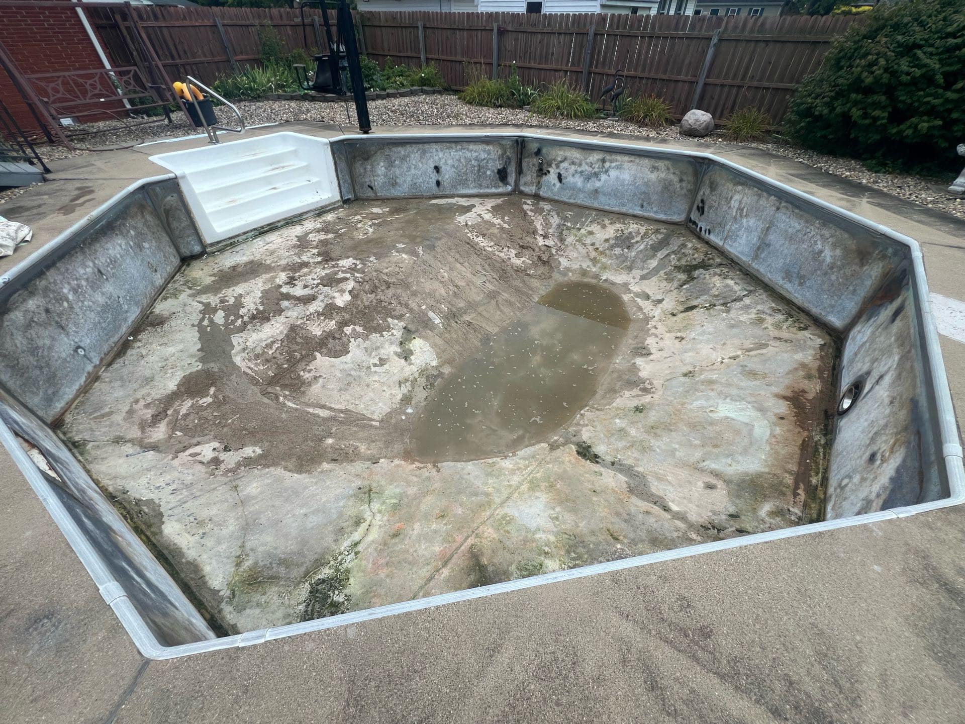 Raft to Rafters Pool & Spa | Columbus IN