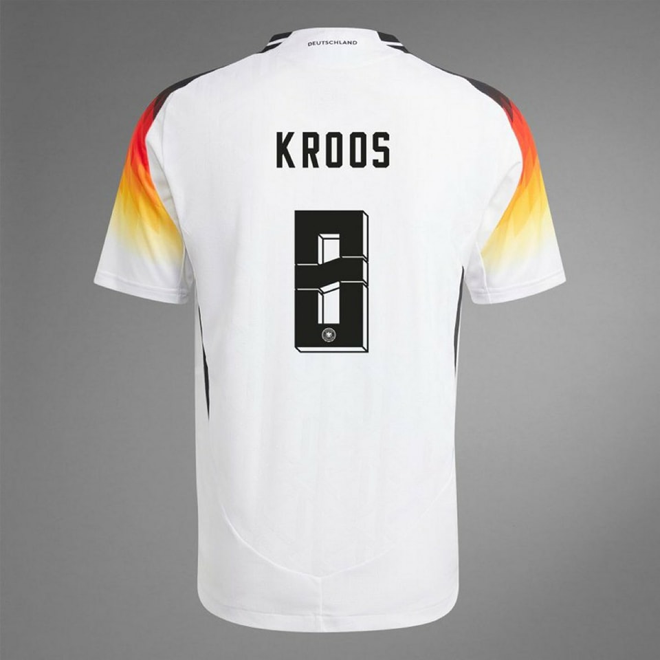 🚨🇩🇪 Toni Kroos will wear number 8 on his shirt for Germany NT.