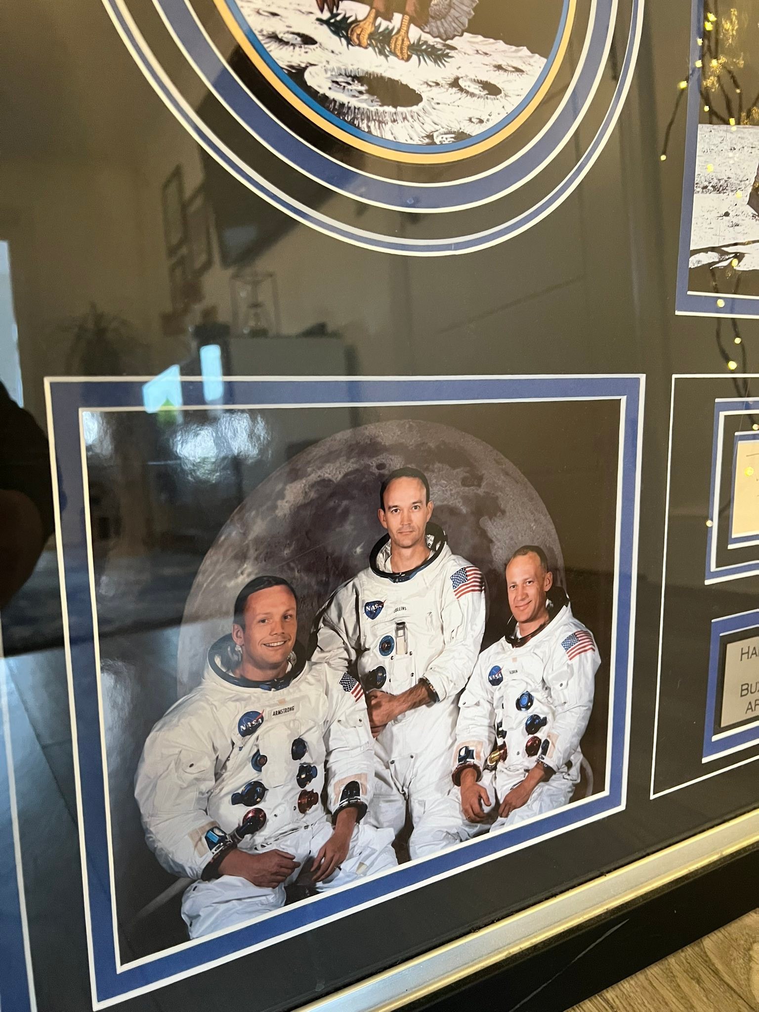 Hi there, I have a Buzz Aldrin signed Apollo 11 framed item. It's