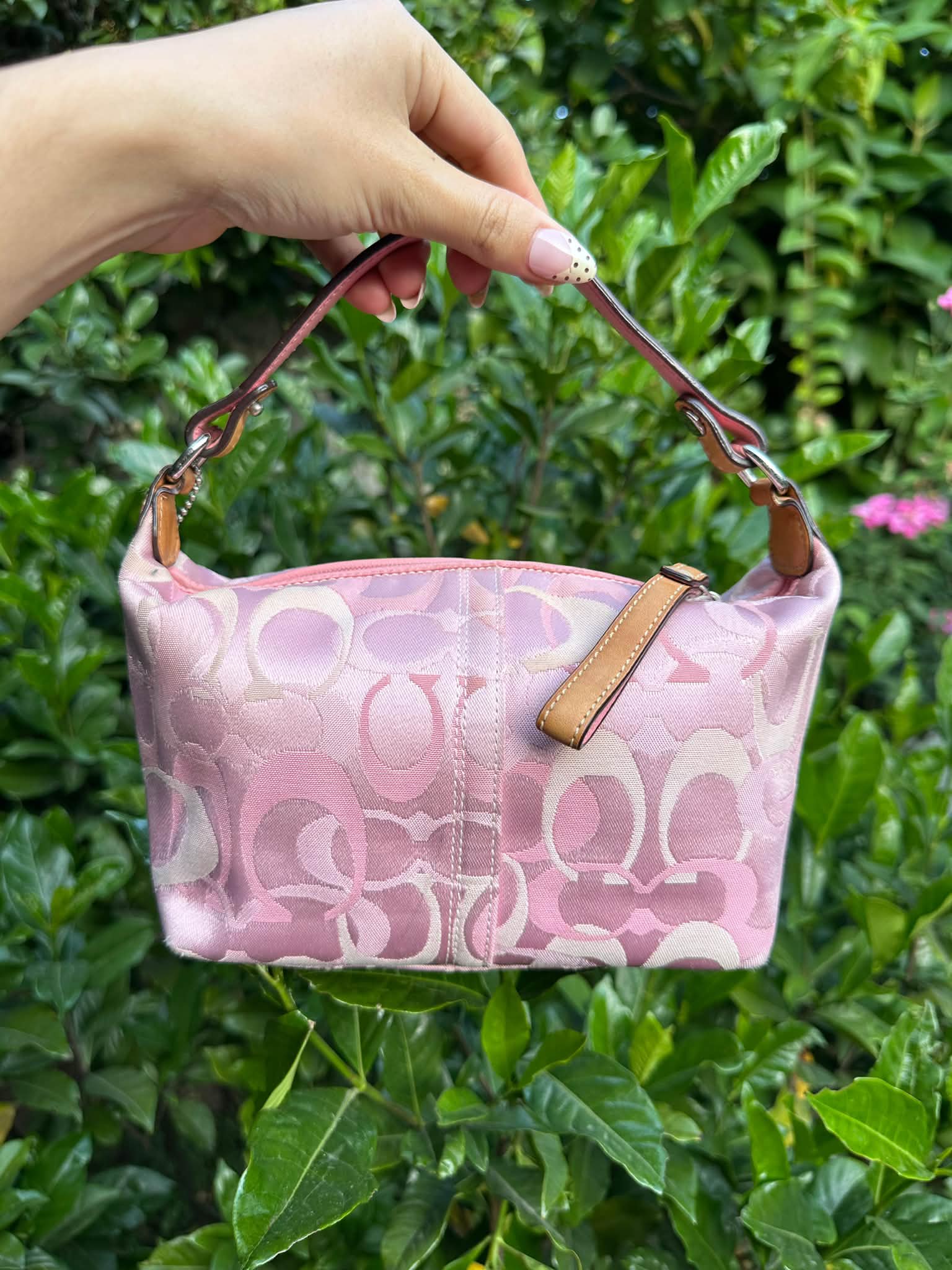Pink Daisy Bleecker Coach for sale or trade