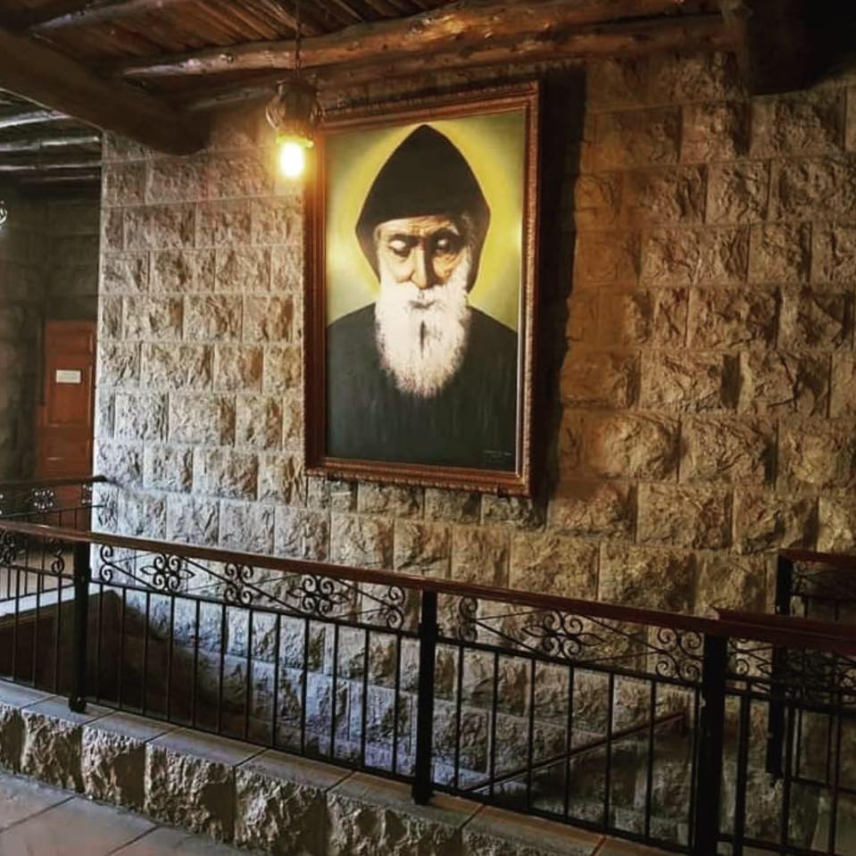 Pink roses are for financial... - Saint Charbel Makhlouf | Facebook