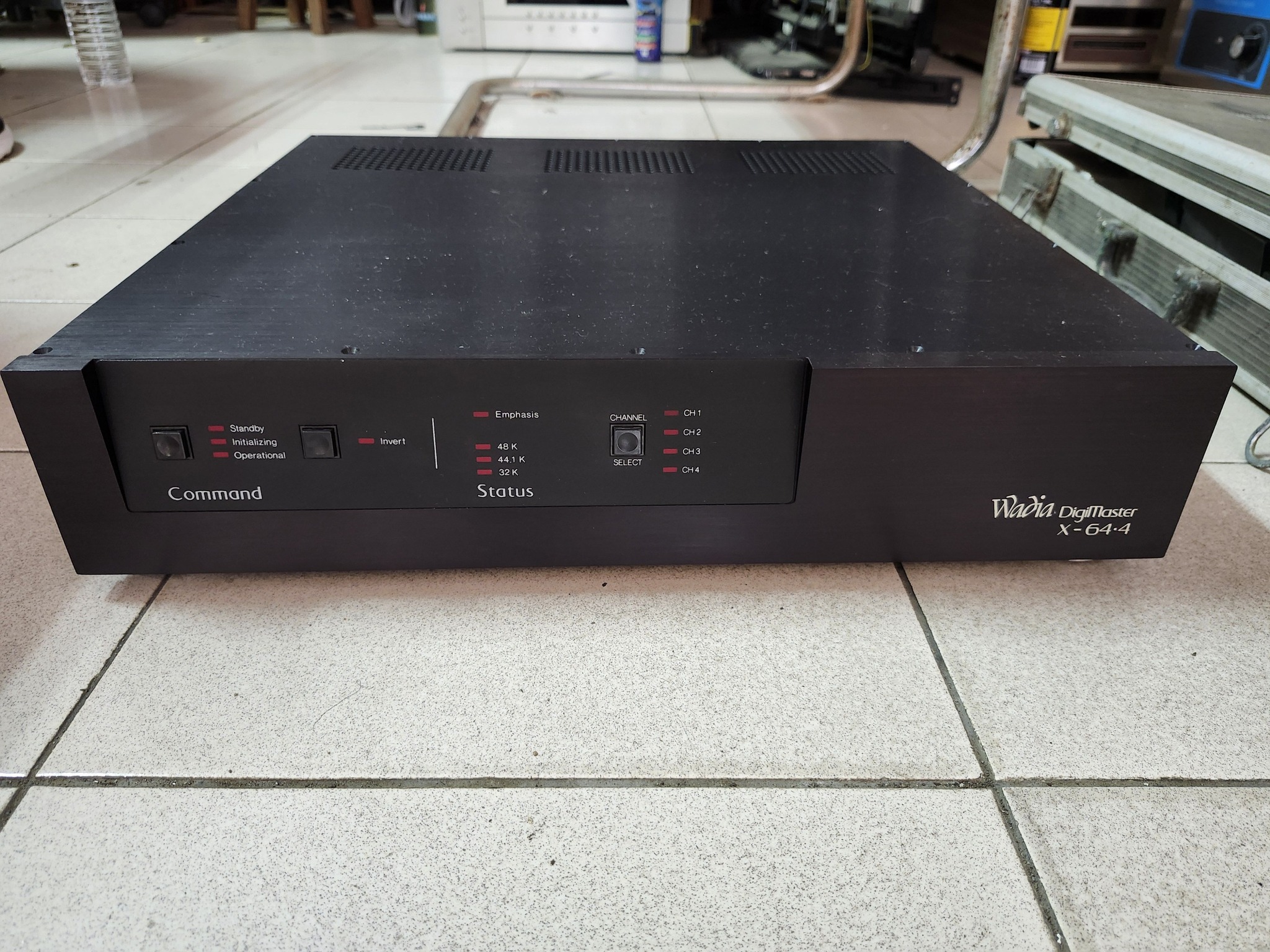 Elac BS 203 Anniversary ED 紀念版