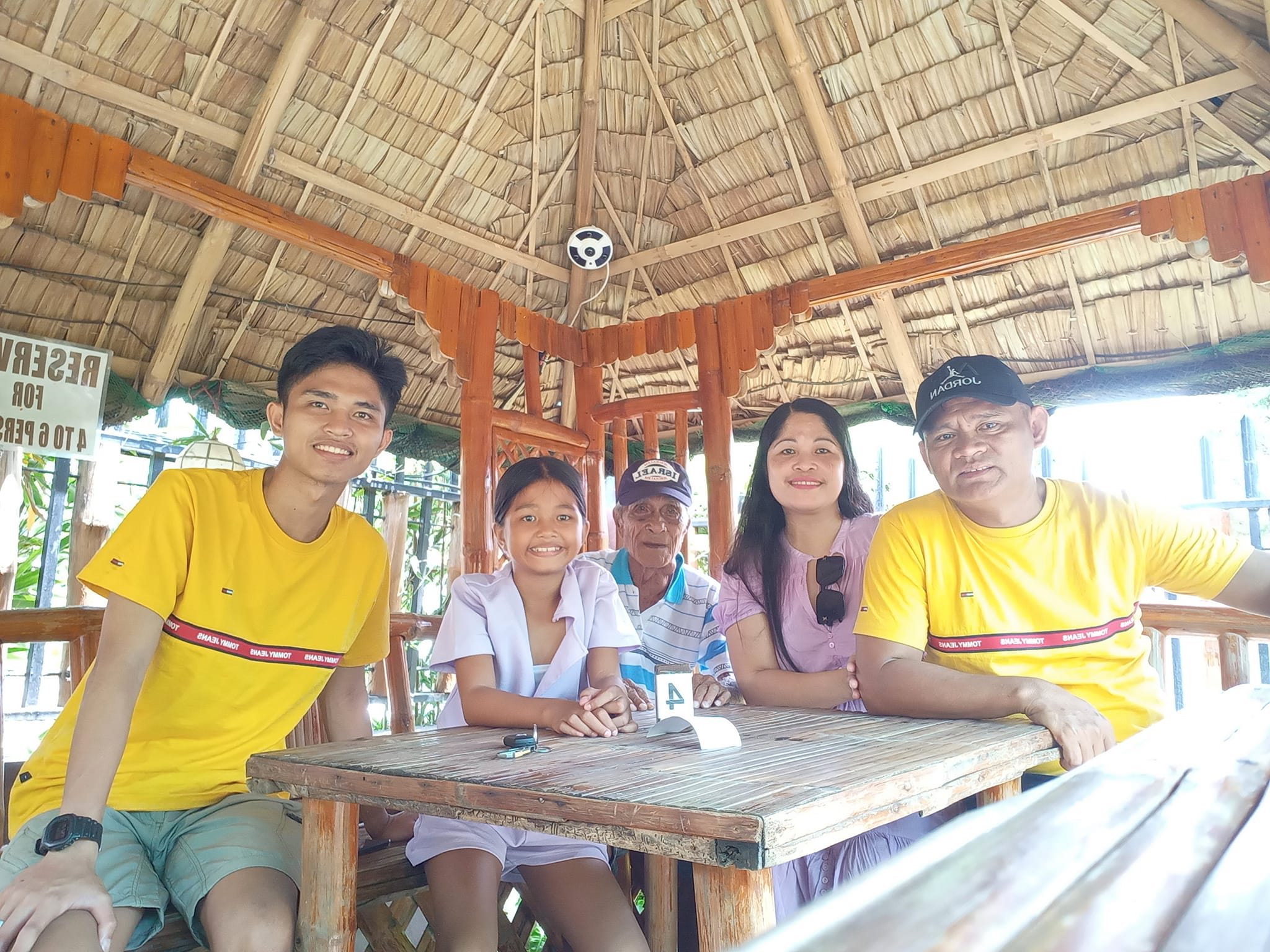 Lorena Lozano Alibuyog Asis
