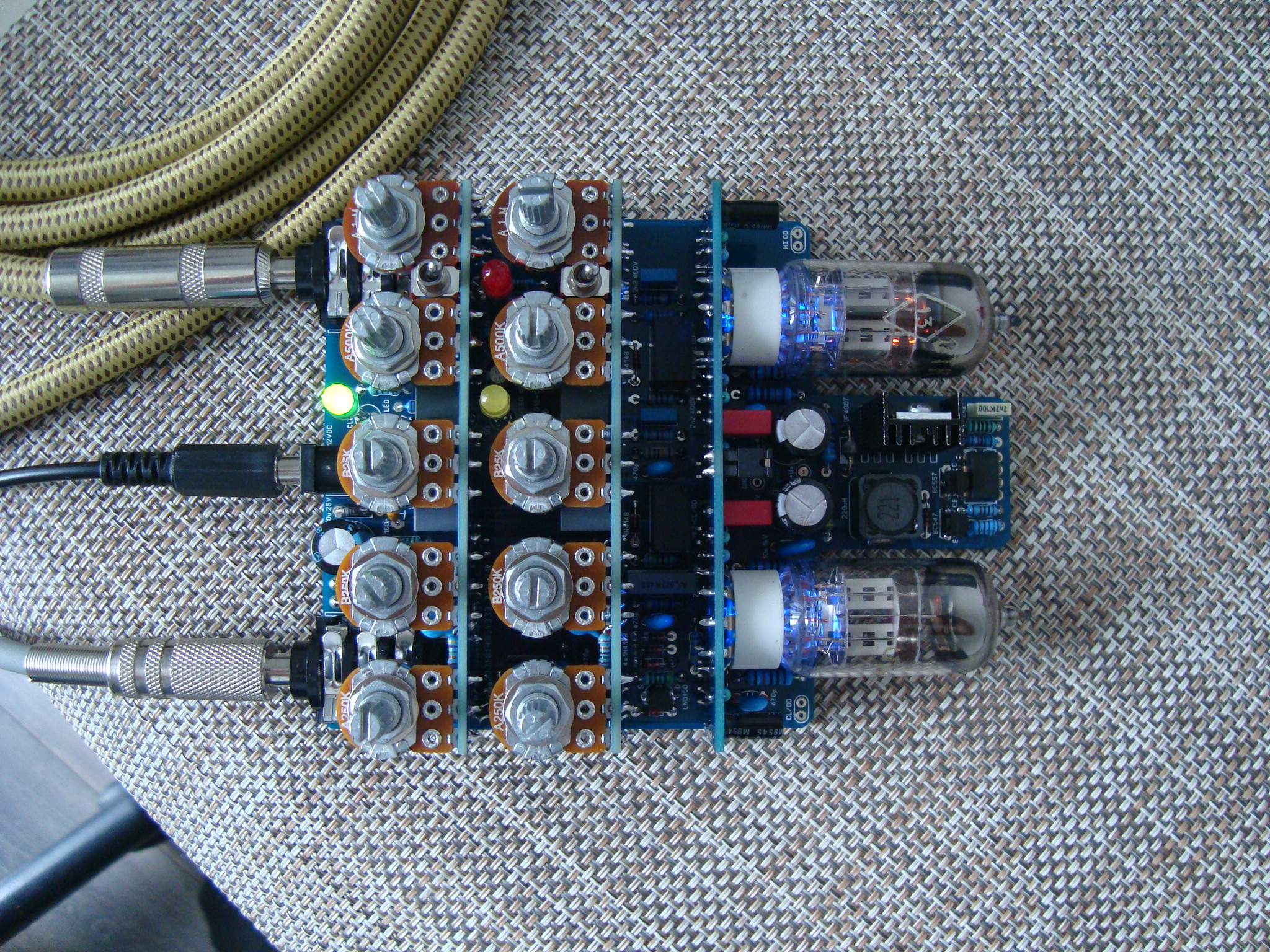 Hi guys, has anybody schematics of this old Hughes & Kettner