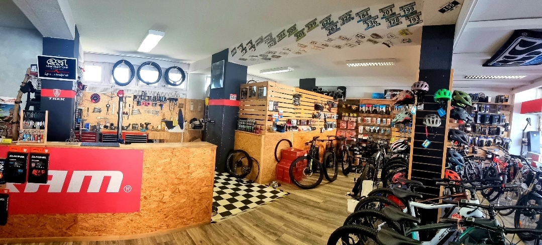 981 BIKE SHOP | Locarno