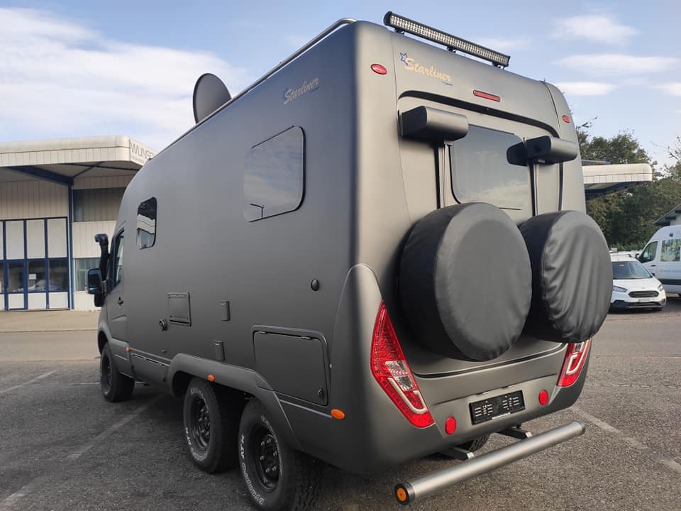 Starliner motorhomes & trailers