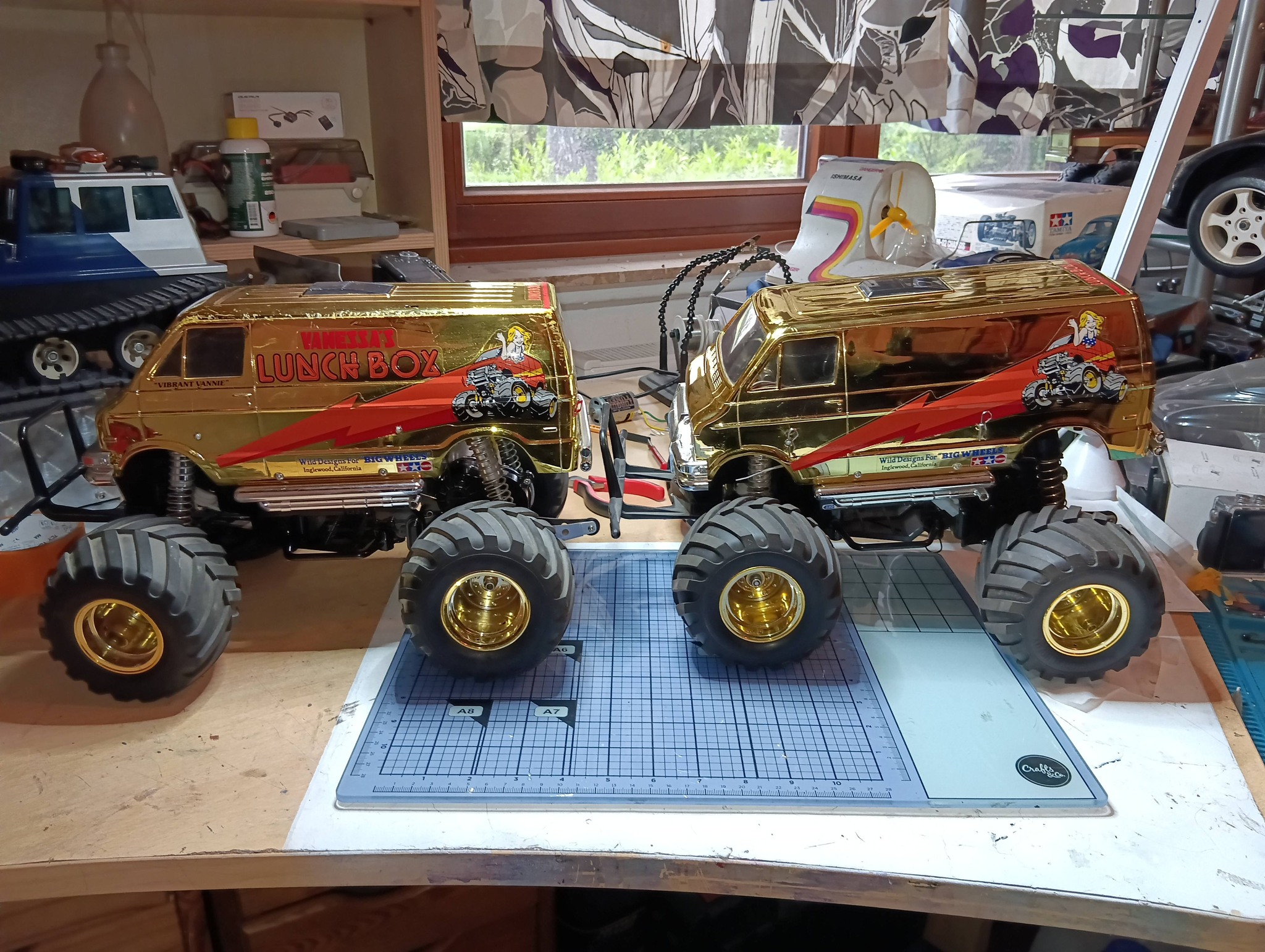 2011 Tamiya Lunchbox Gold Edition the second