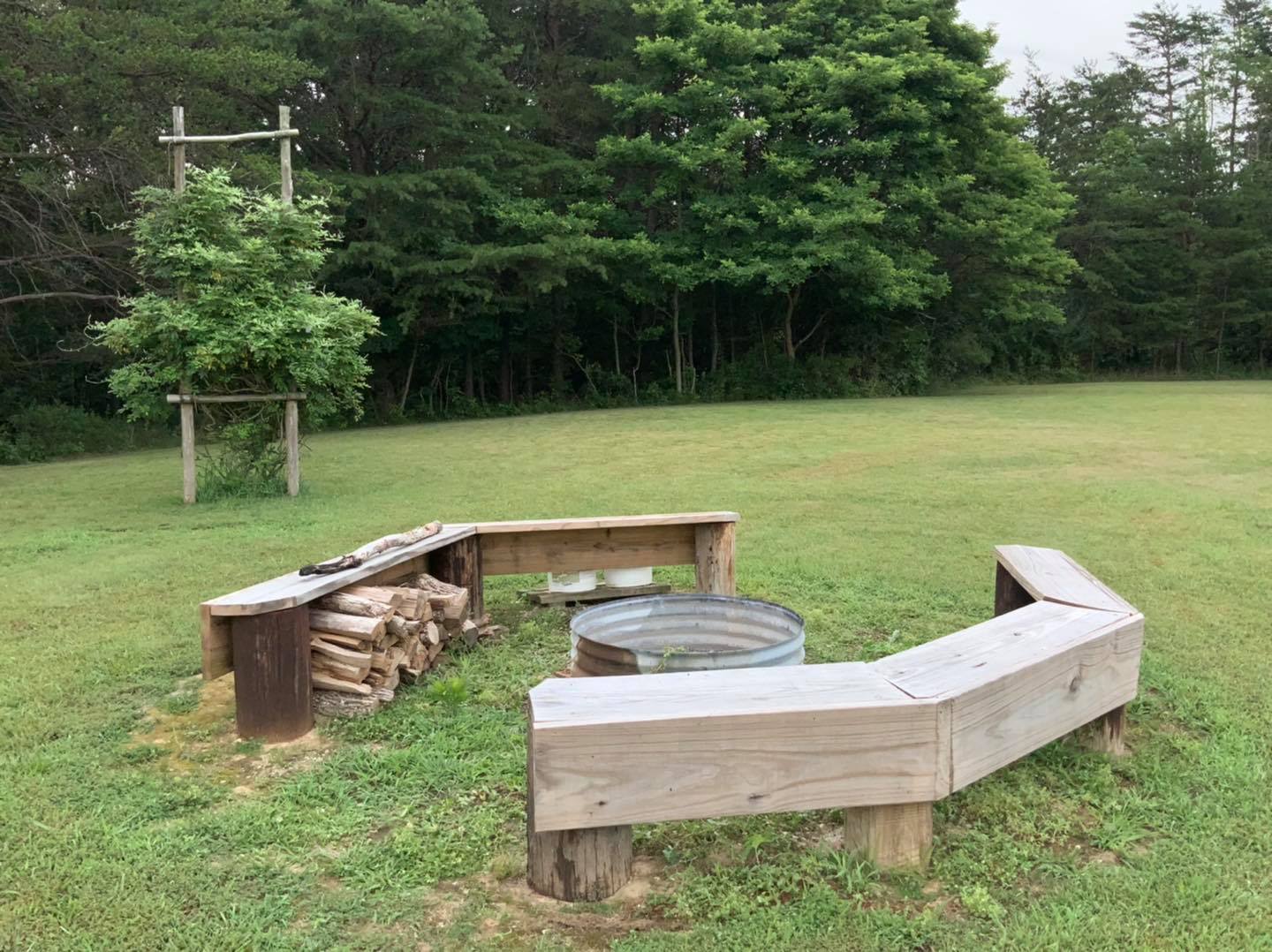 Unity Woods Cabins - Fishing - Hiking | West Union OH
