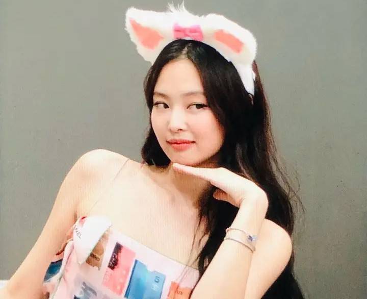 JENNIE at the BLACKPINK Private Fansign Event in Seoul 🖤🩷