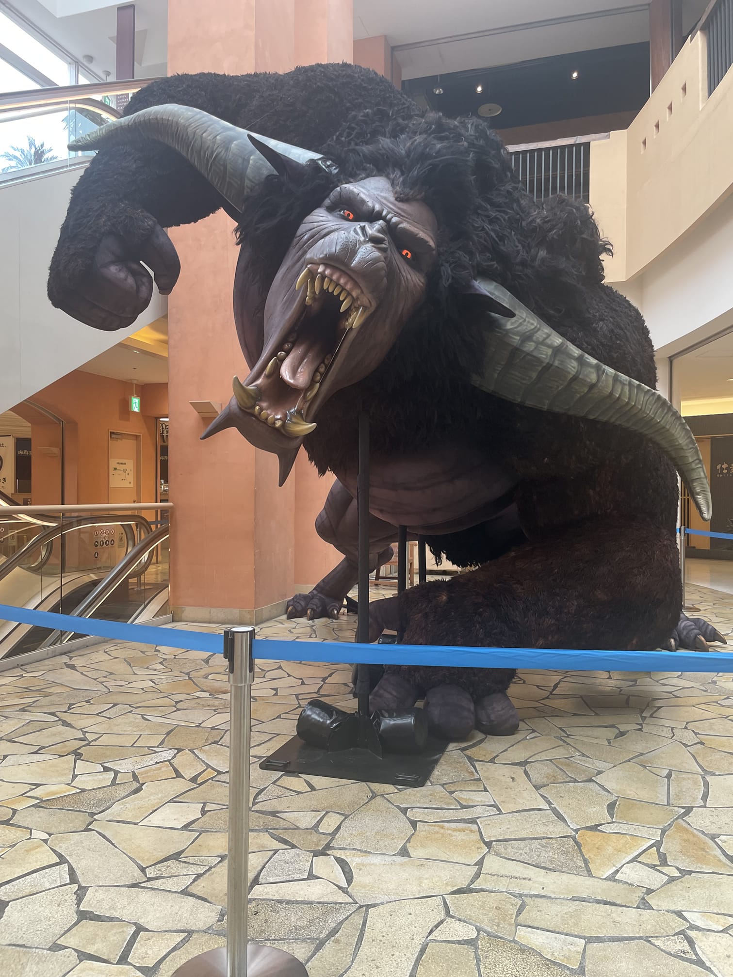 S.H.MonsterArs FURIOUS RAJANG Scheduled release: January 2025 Pre 