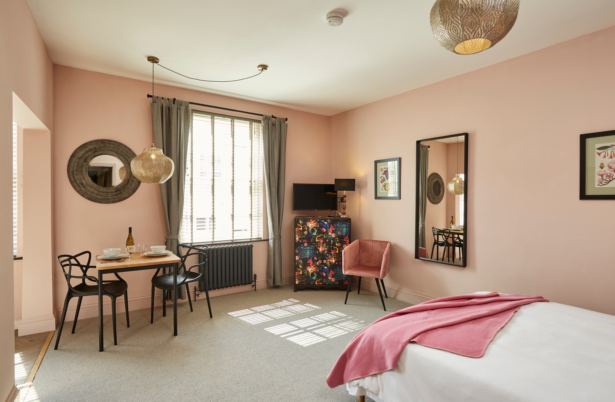 KinLudlow | Ludlow