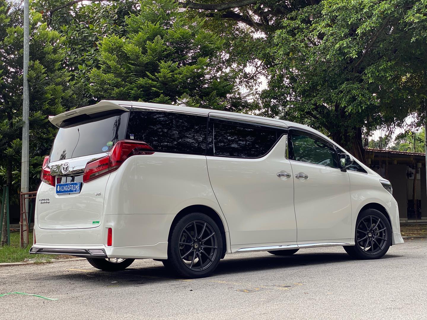 Toyota Alphard with New 19 inch... - King of Rims Malaysia | Facebook