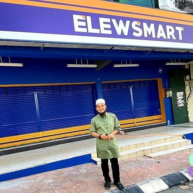 Bulan depan Ustaz Ebit Lew akan buka 10 cawangan pasaraya ElewsMart di ...