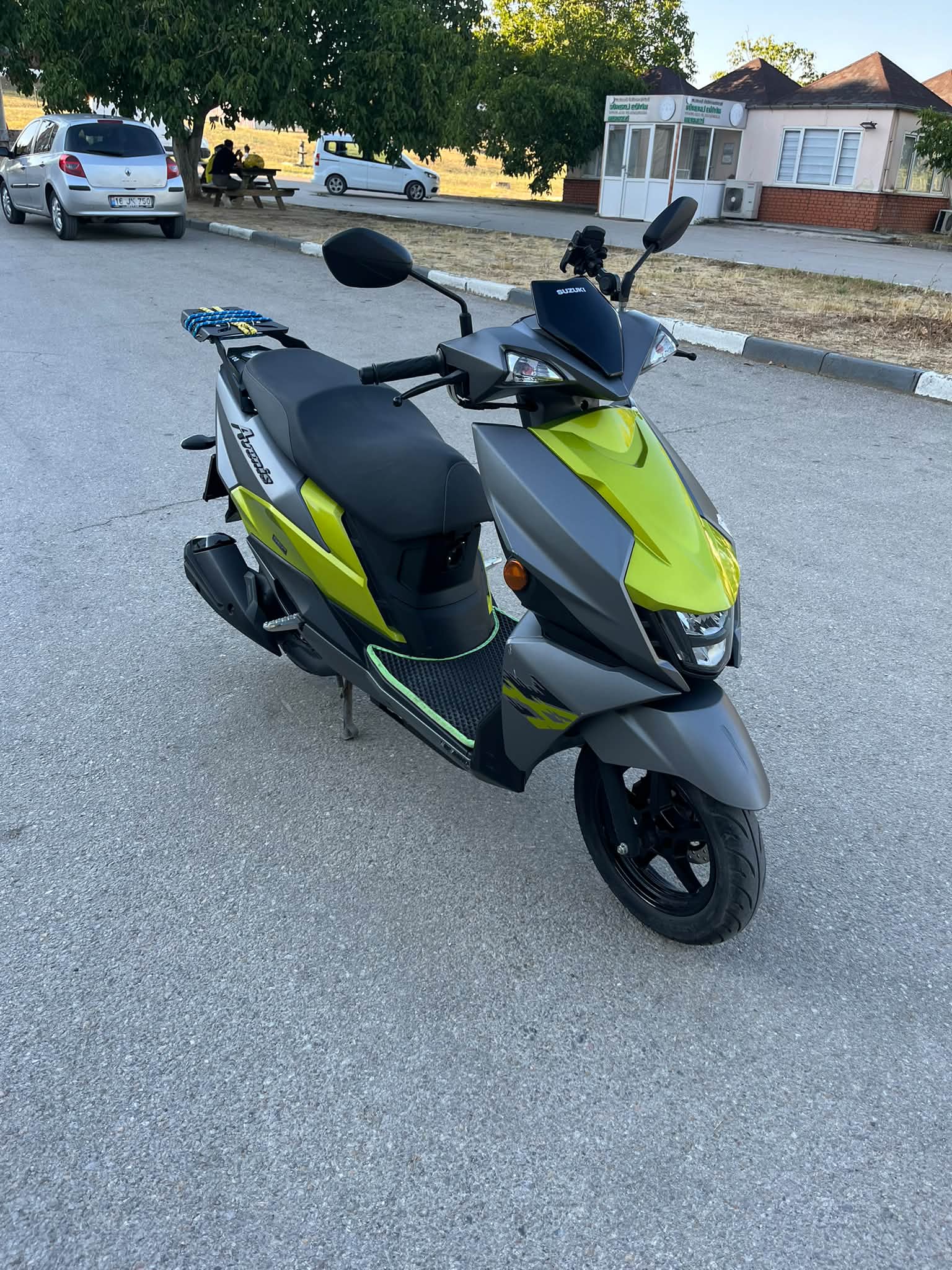 Detaylar fotoda Roer amcsais ЖаиИНА N CCC cah 1EG6 Merhaba Araç