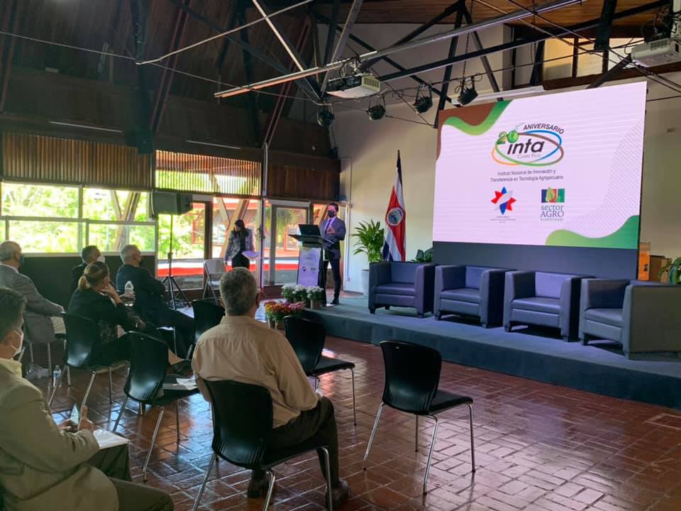 INTA Costa Rica - El viceministro de Agricultura y...
