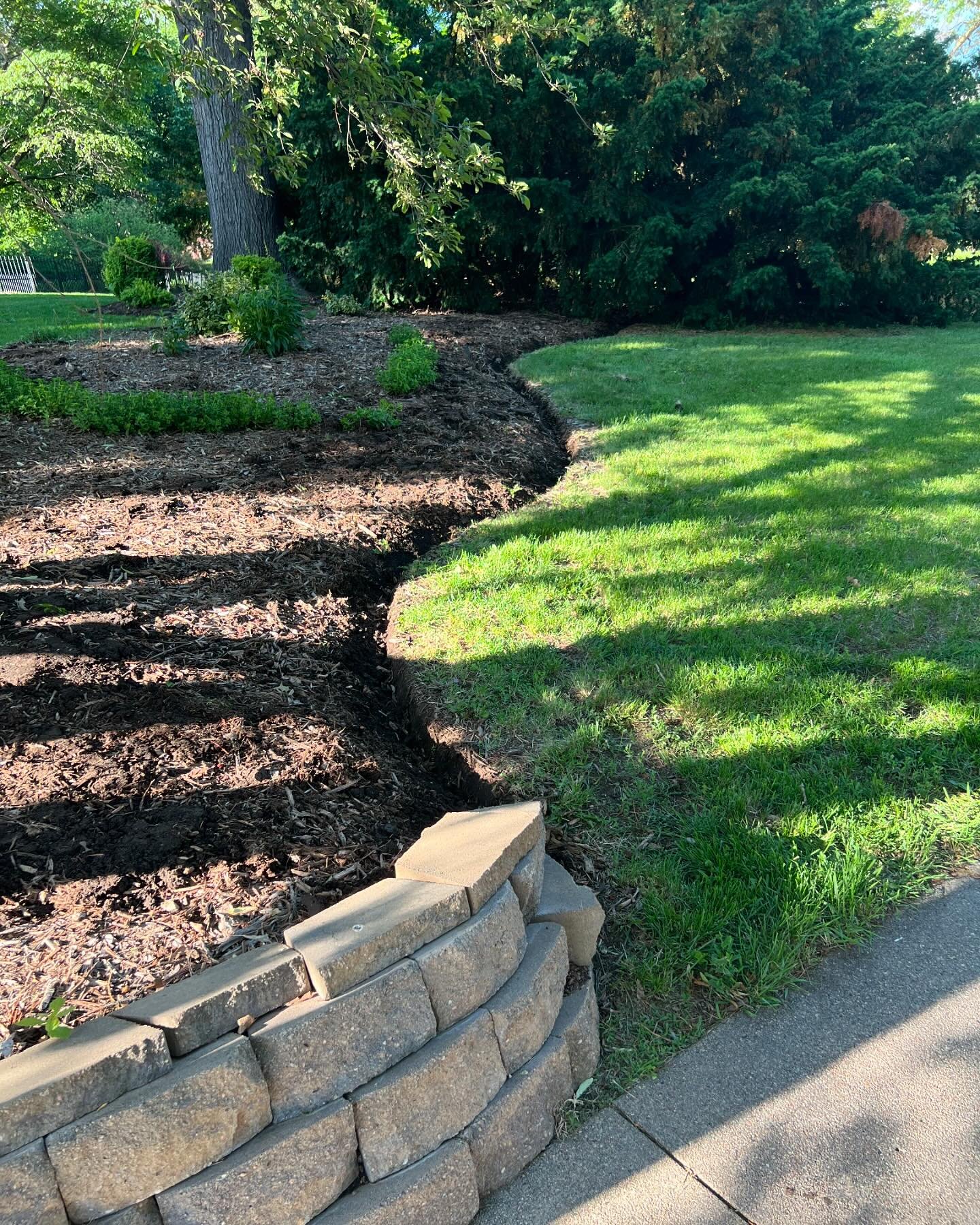 Barry’s Lawn and Landscape | Lincoln NE