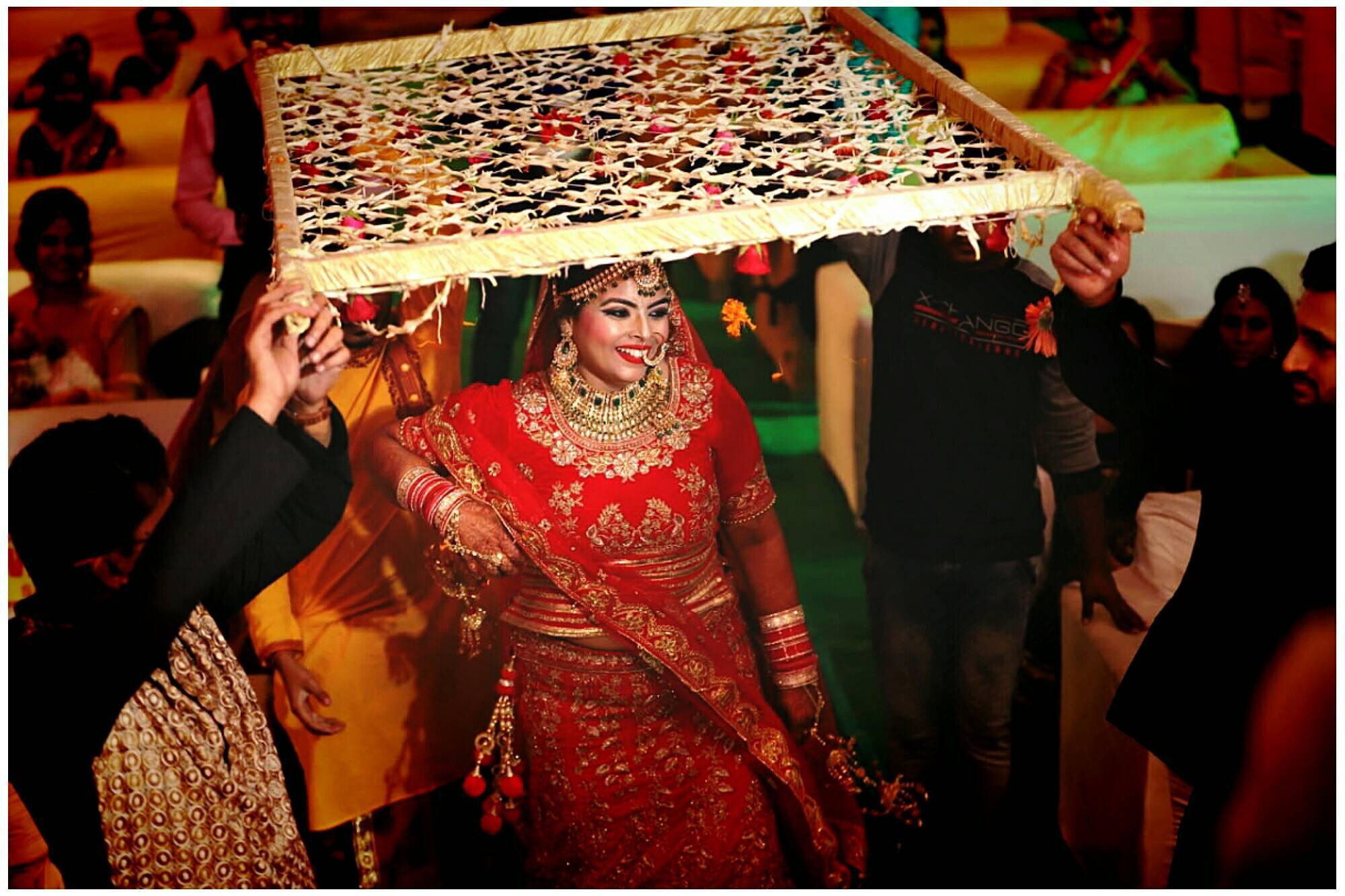 Glam Makeovers By Ismat Raza | Moradabad