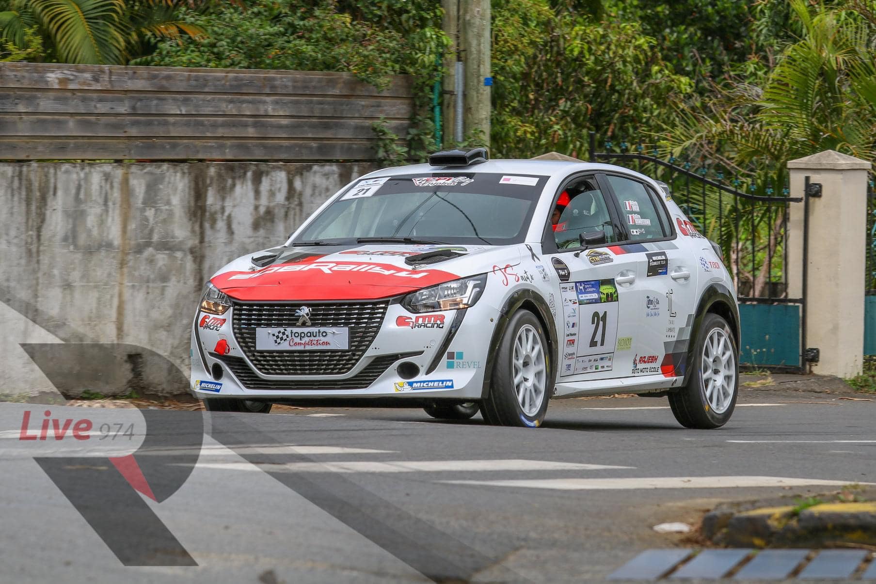 International Auto Racing... - International Auto Racing Team