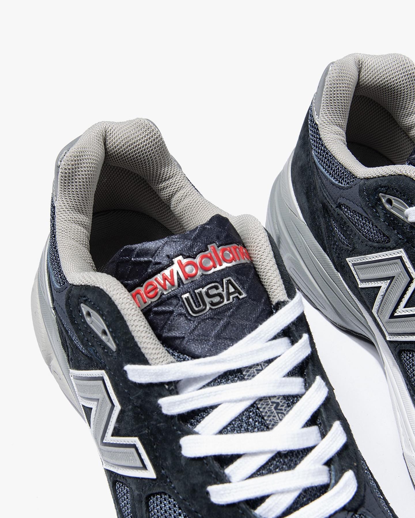 New Balance 990 BS3 and NB3 Made in USA ?? Available 18.12 at 00 
