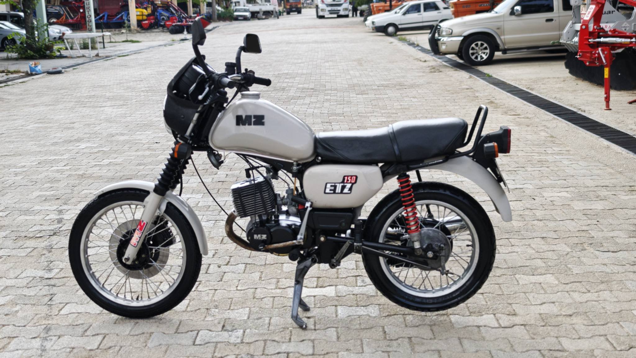 Hastasına Evraklı ilk sahibinden 1990 model orijinal 25 binde