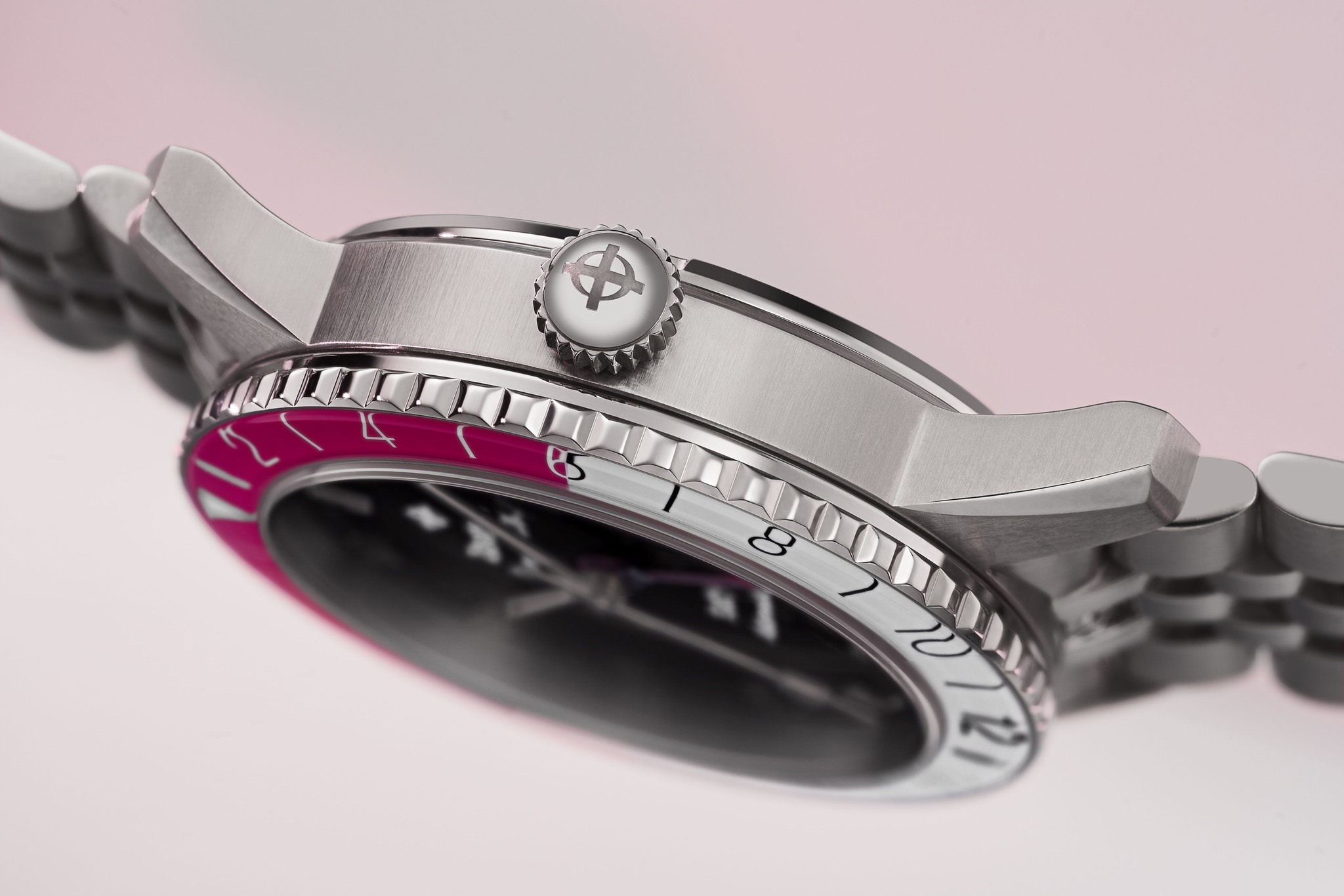 This bold iteration of the new Super Sea Wolf GMT shows off in a 
