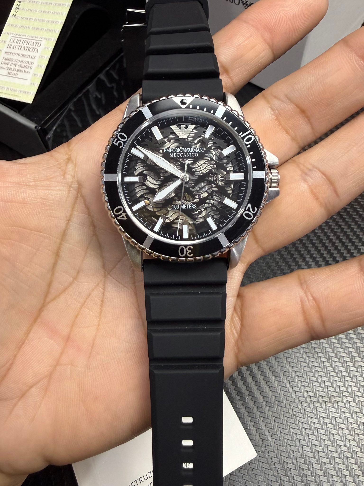 WG2917 เปิดประมูลนาฬิกา Emporio Armani Diver Meccanico รุ่น 