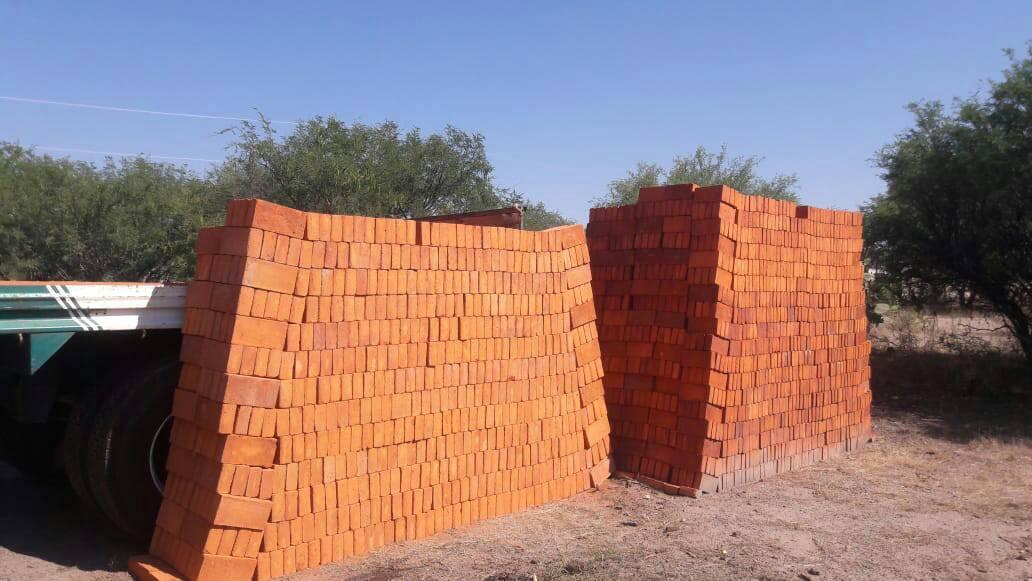 Venta de block ,ladrillo ,solera ,y todo tipo de material de barro ...