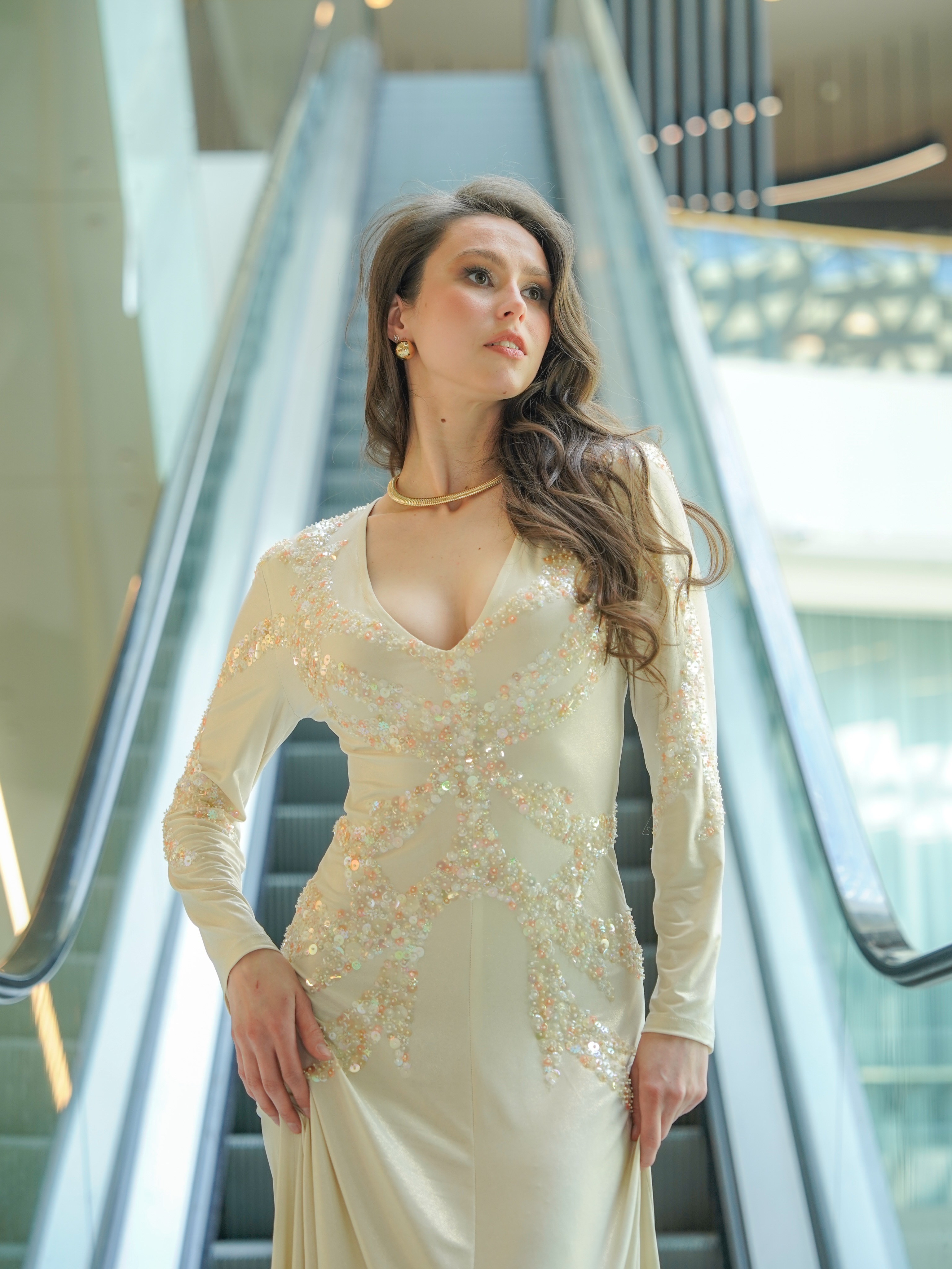 beige vinyl dress Different transparent sequins together create fascinating textures- like on this light shimmering dress. Photos by Karina Vaus gorgeous model Veronika 💋 #dress #sequins #fashionstyle #fashiondiaries #eveningdress Its standout detail is