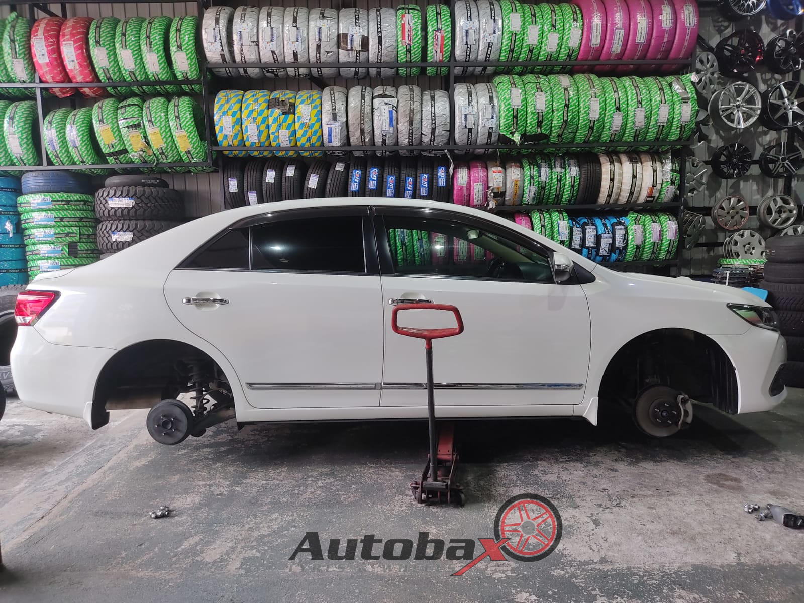 Autobax - All compatible sizes and brands of Tyres for...