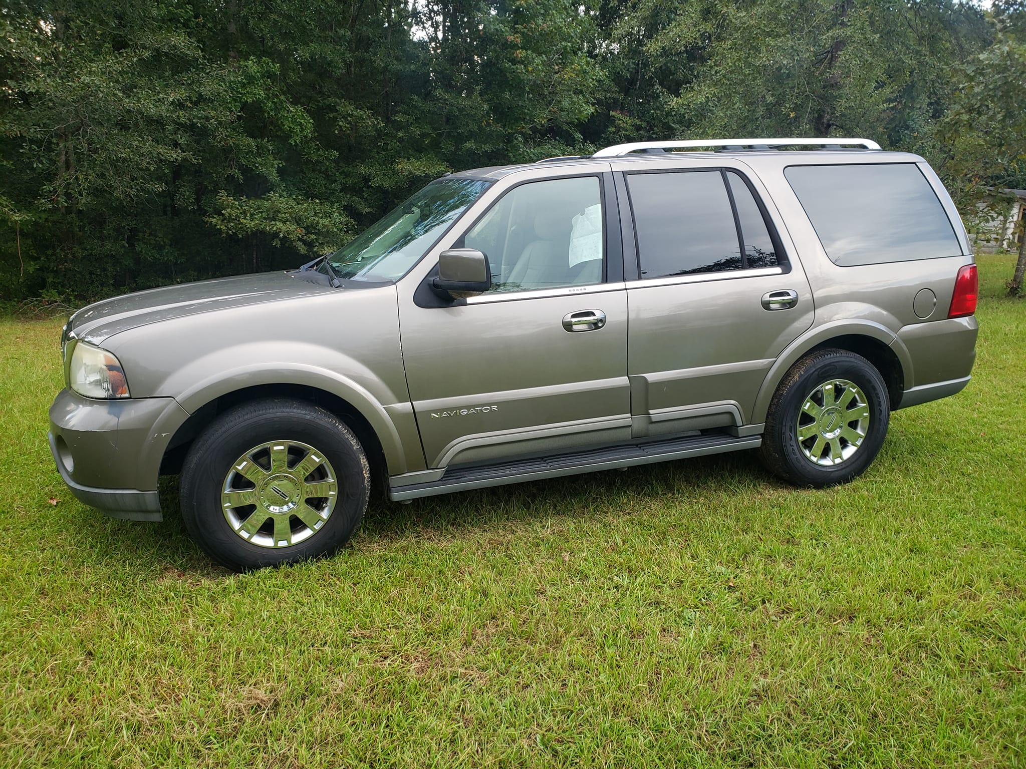2003 Lincoln Navigator Getting a new wheel setup RSSW 18x8 +25 