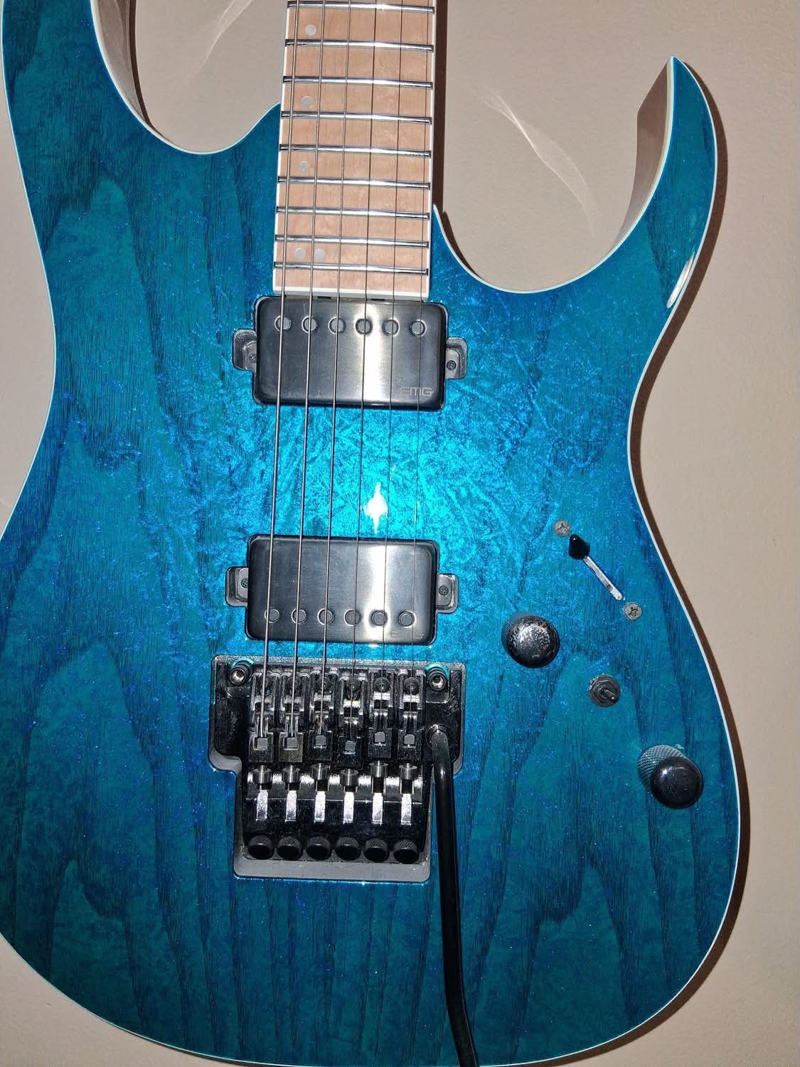 What pickups and amp for melodic death metal and prog with clean tone?