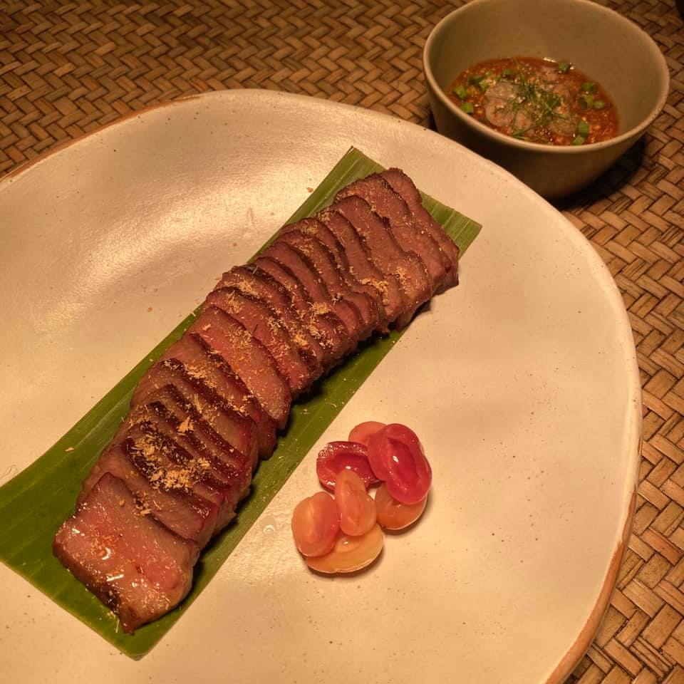 ลิ้นวัวย่าง... - AKKEE Thai Delicacies & Tasting Counter