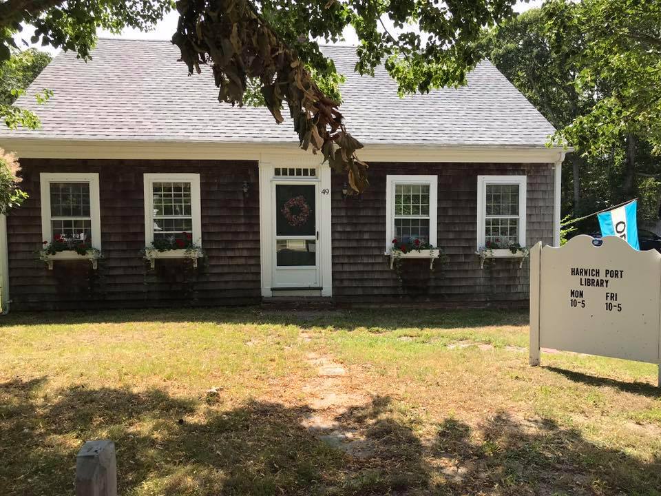 Harwich Port Free Library